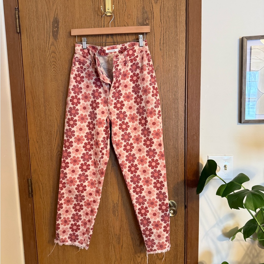 PACSUN Retro Style Eco Flower Raw Hem Jeans High Waist Straight Leg